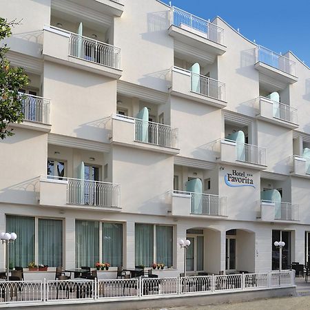 Hotel Favorita تْشيزيناتيكو المظهر الخارجي الصورة