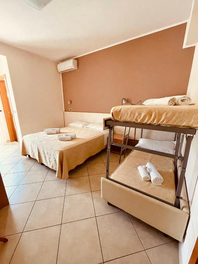 Hotel Favorita تْشيزيناتيكو المظهر الخارجي الصورة