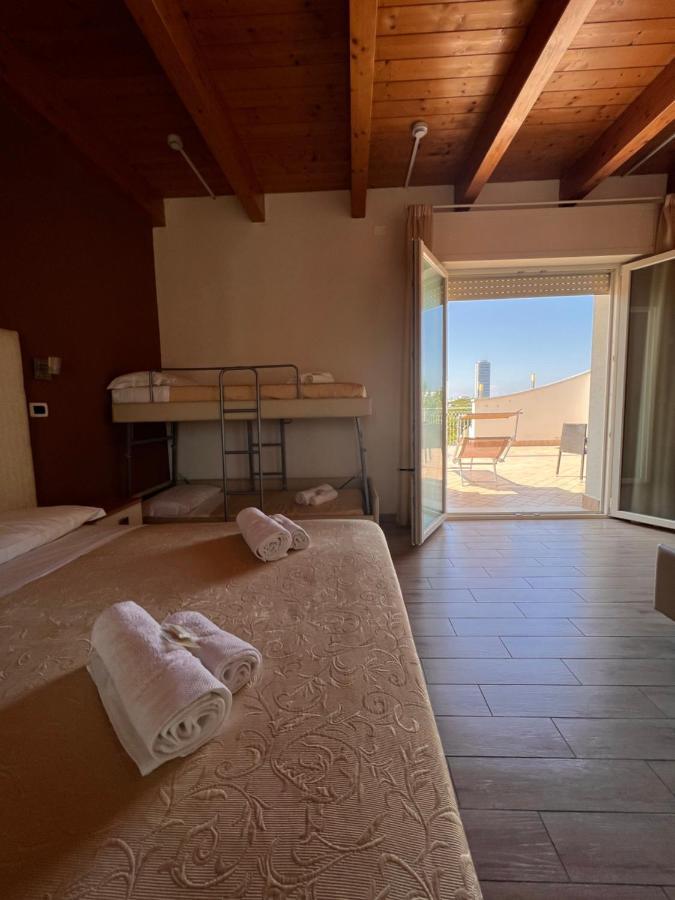 Hotel Favorita تْشيزيناتيكو المظهر الخارجي الصورة