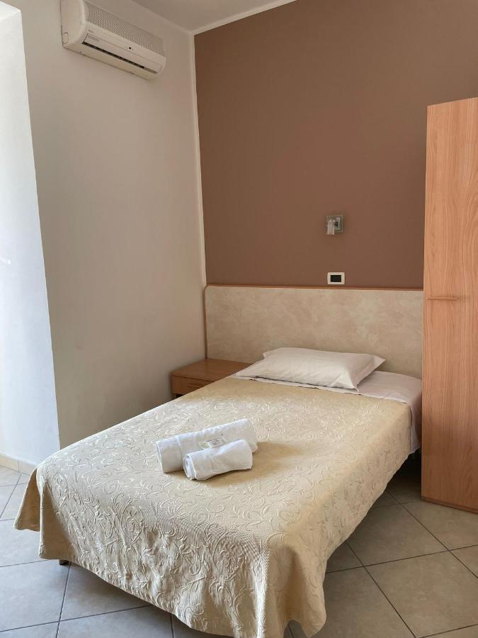 Hotel Favorita تْشيزيناتيكو المظهر الخارجي الصورة