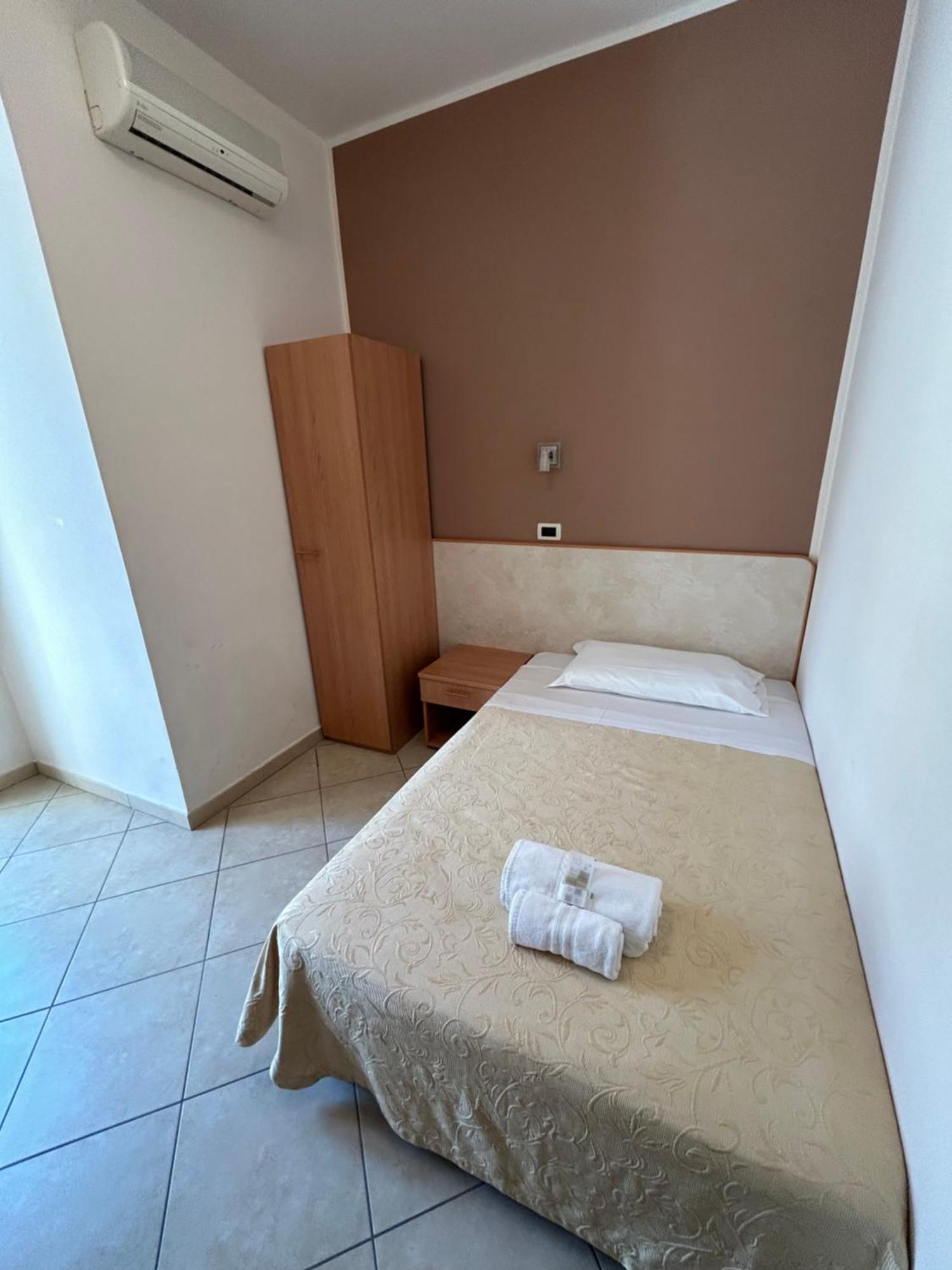 Hotel Favorita تْشيزيناتيكو المظهر الخارجي الصورة