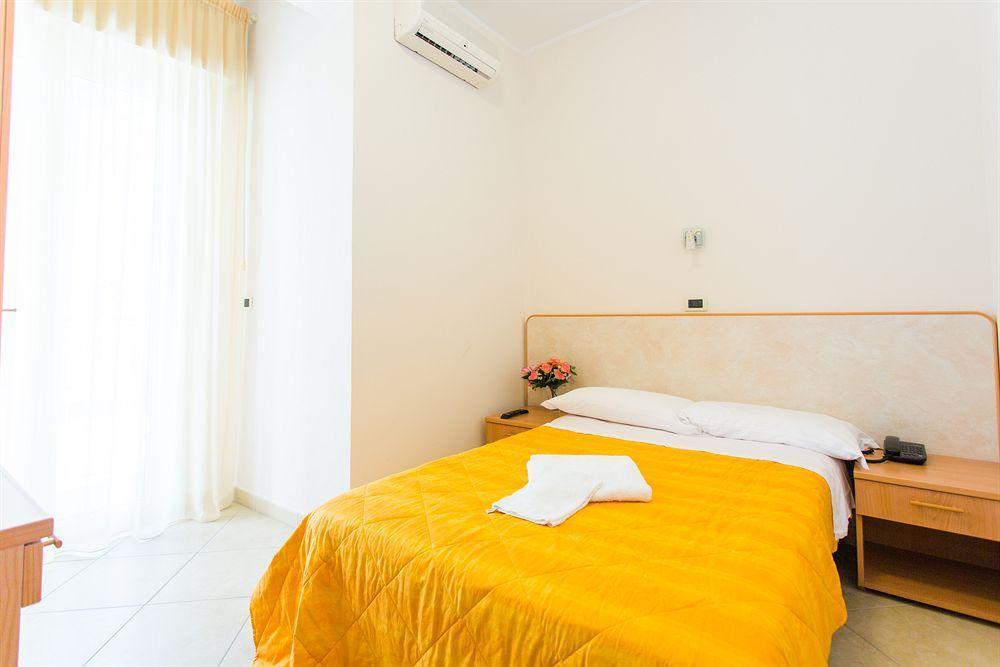 Hotel Favorita تْشيزيناتيكو المظهر الخارجي الصورة